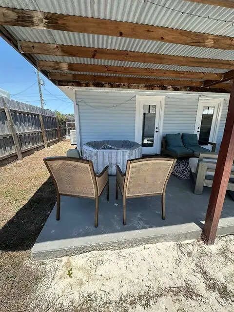 Beachside Bliss - Breakfast, Walk To Schooners, Sleeps 15, Fenced Privacy Панама-Сити США