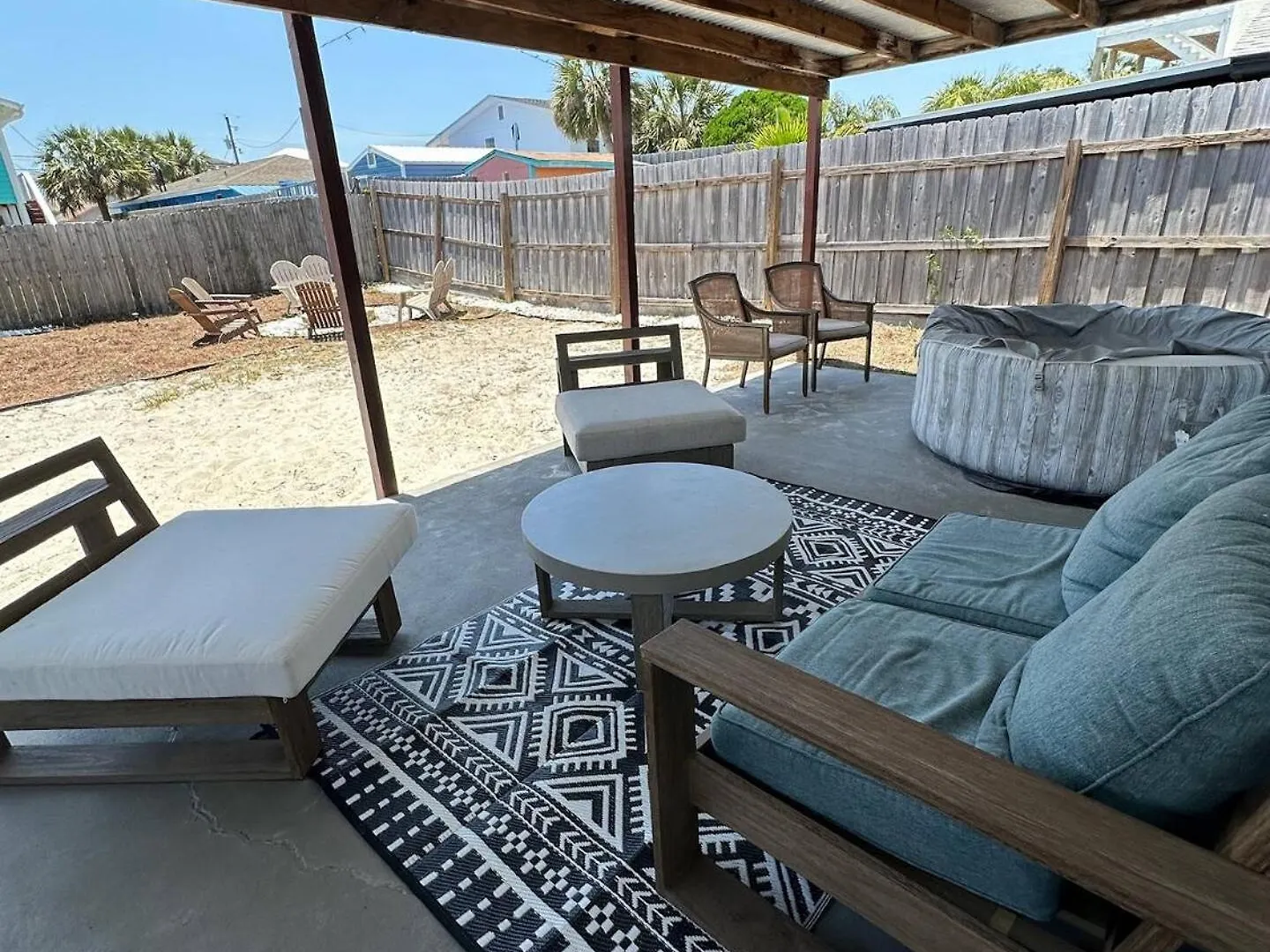 Beachside Bliss - Breakfast, Walk To Schooners, Sleeps 15, Fenced Privacy Панама-Сити 0*,  США